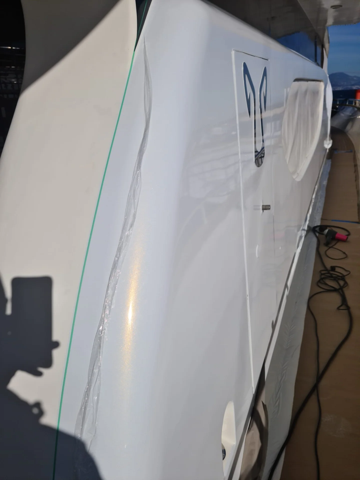 Hull surface – detail view – Yacht-Folie project gallery