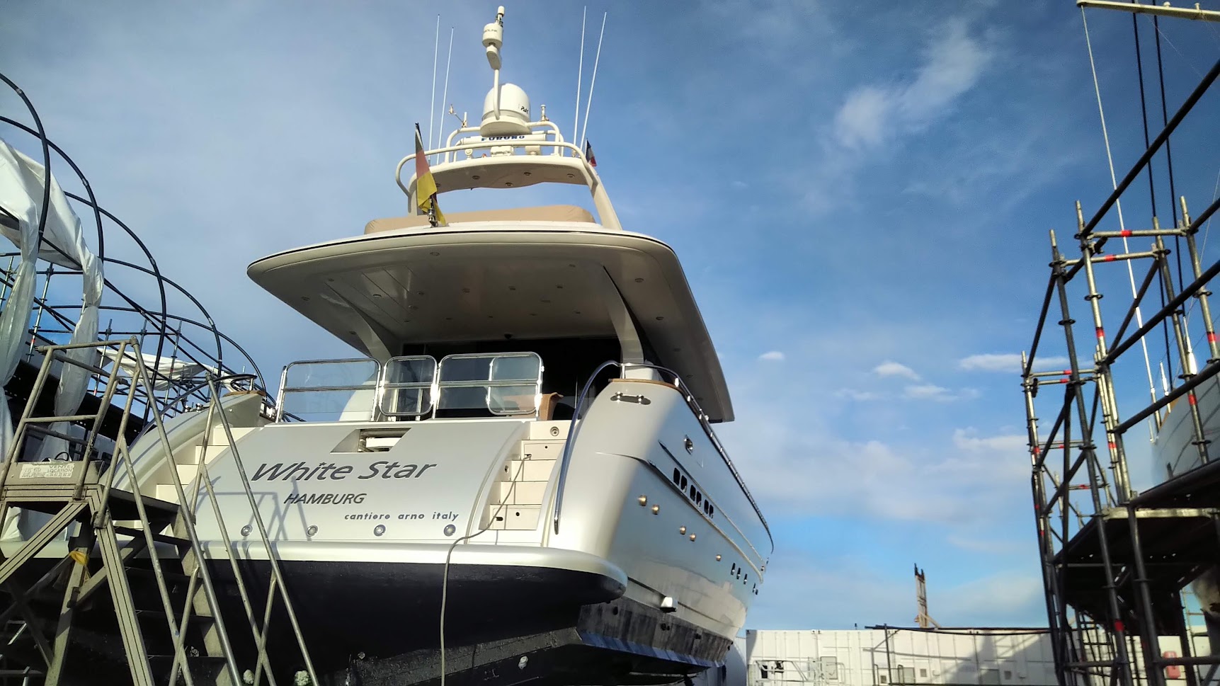 Leopard 24 m Satin full wrapping - Final result Southern France